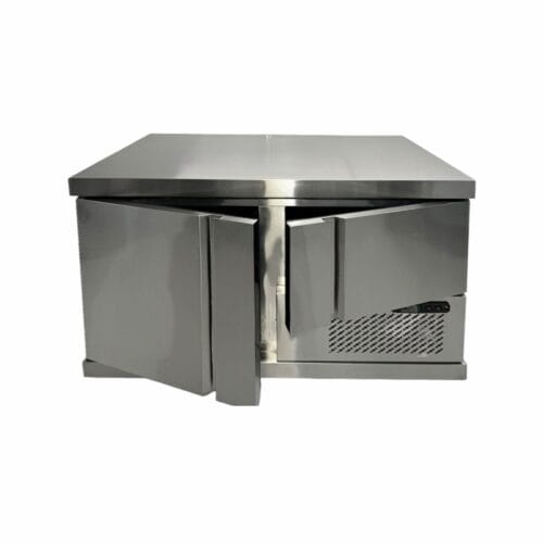 Mesón con mesa de trabajo